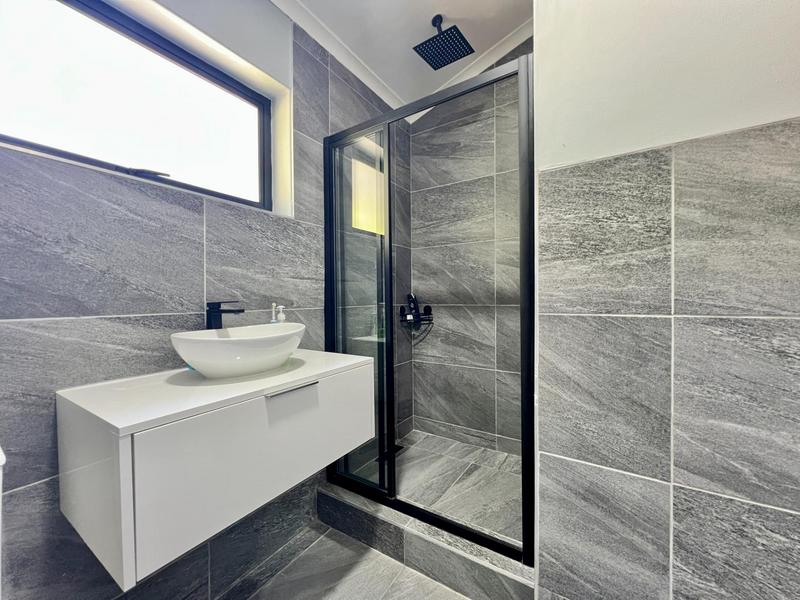 4 Bedroom Property for Sale in Helgarda Estate Western Cape